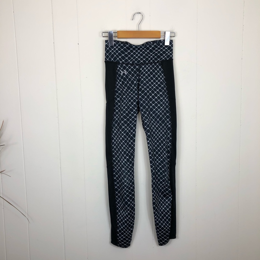 Under‎ Armour 28” Heatgear Fly Printed Pants Sz XS